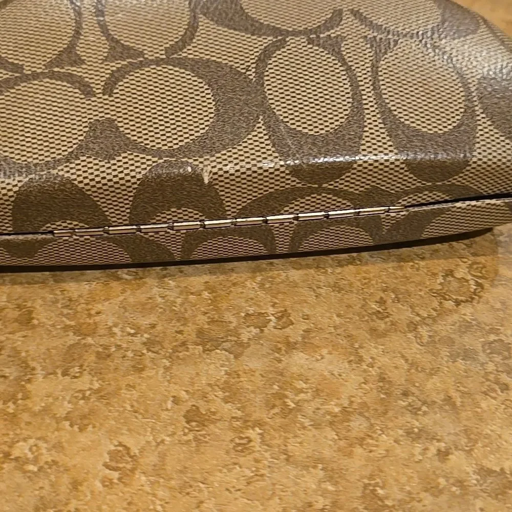 Coach Signature Hard Clamshell Eye Glasses Sunglasses Case Tan Brown c Logo vtg